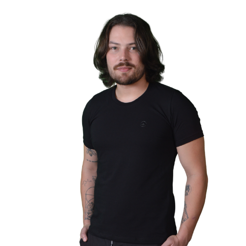CAMISETA BASICA PRETA